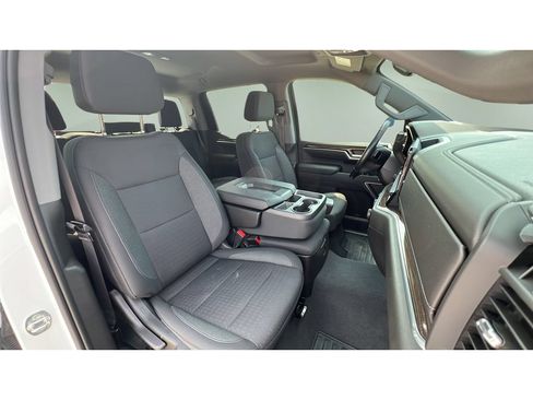Certified 2022 Chevrolet Silverado 1500 RST w/ Z71 Off-Road Package AWD/4WD image 32