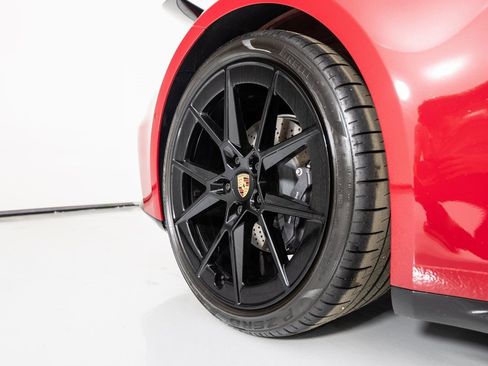 Certified 2025 Porsche 911 Carrera image 17