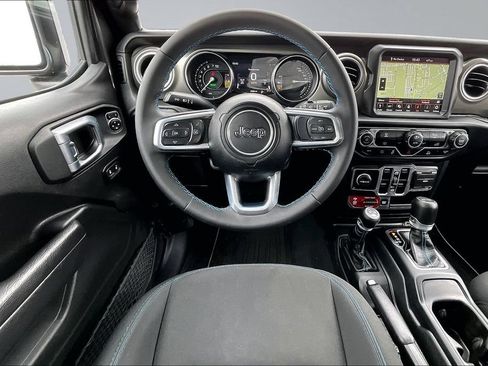 Certified 2023 Jeep Wrangler Unlimited Rubicon 4xe AWD/4WD image 5