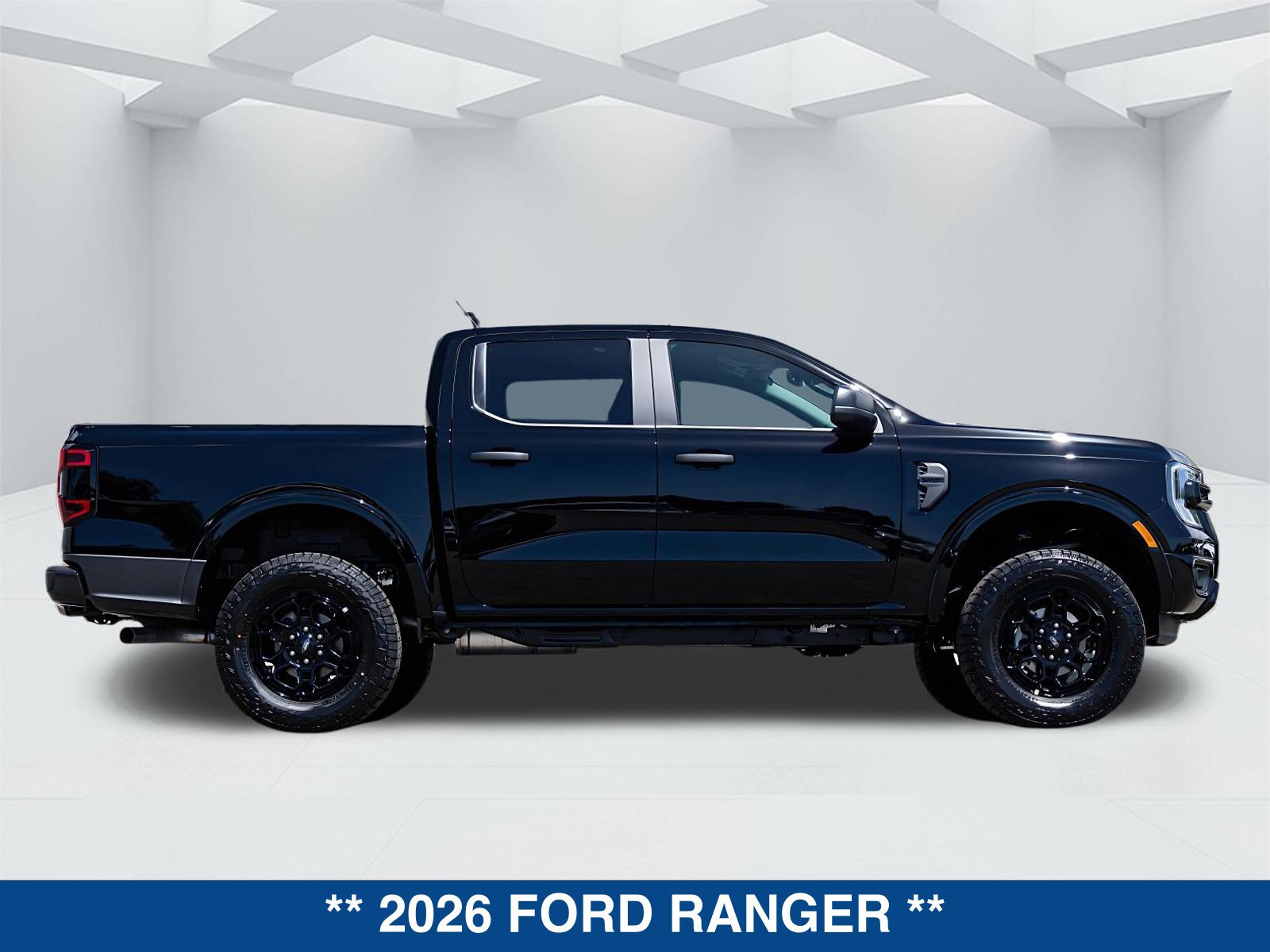 New 2026 Ford Ranger XLT w/ Black Appearance Package RWD image 3