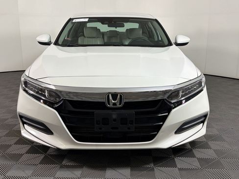 Used 2018 Honda Accord LX image 5