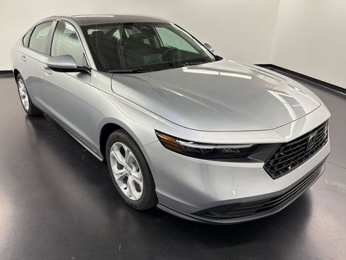 New 2026 Honda Accord LX image 7