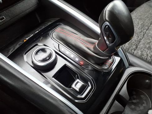 Used 2023 Chevrolet Colorado Z71 w/ Z71 Convenience Package 2 image 20