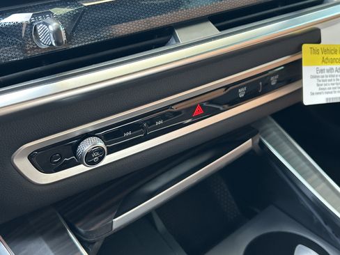 New 2026 BMW X5 xDrive40i w/ M Sport Package image 21