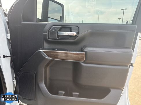 Used 2023 Chevrolet Silverado 2500 LT w/ Convenience Package image 27