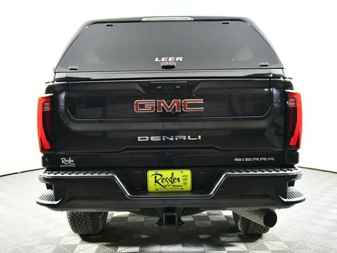Used 2026 GMC Sierra 2500 Denali w/ Technology Package AWD/4WD image 12