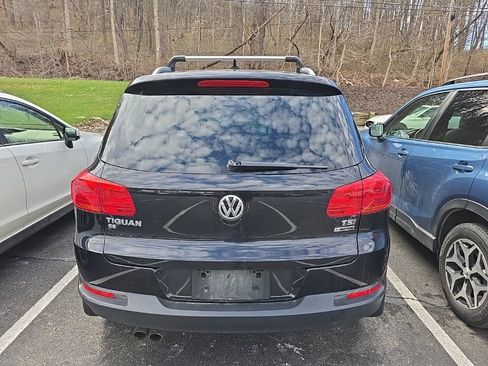 Used 2016 Volkswagen Tiguan SE image 4