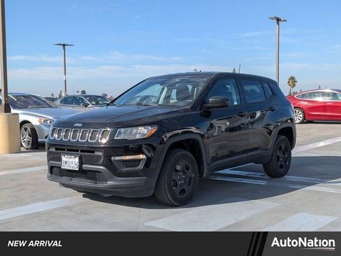 Used 2019 Jeep Compass Sport image 1