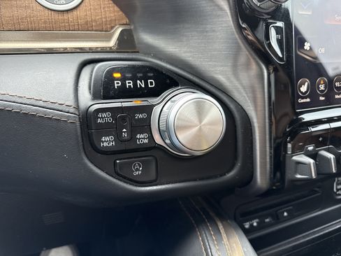 Used 2019 RAM 1500 Laramie Longhorn AWD/4WD image 22