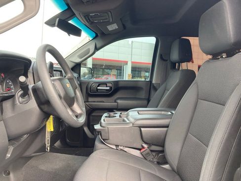 Used 2020 Chevrolet Silverado 1500 Custom w/ Custom Value Package RWD image 10