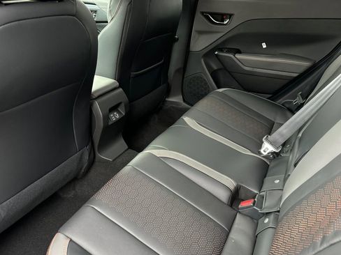 New 2026 Subaru Crosstrek 2.5i Limited w/ Crosstrek Mirror Package AWD/4WD image 13