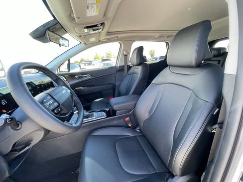 New 2026 Kia Sportage EX w/ EX Panorama Roof Package image 22