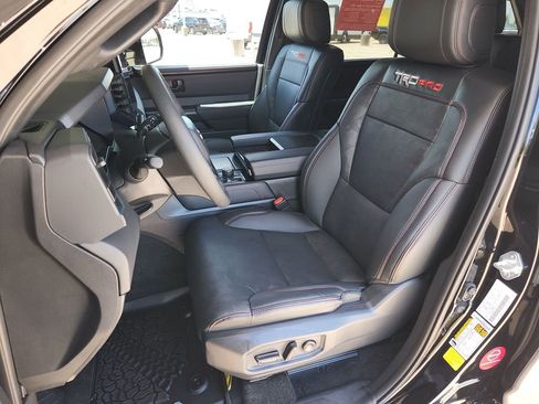Used 2025 Toyota Sequoia TRD Pro AWD/4WD image 12