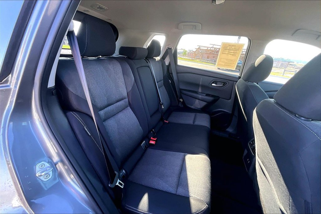 Used 2026 Nissan Rogue SV AWD/4WD image 26