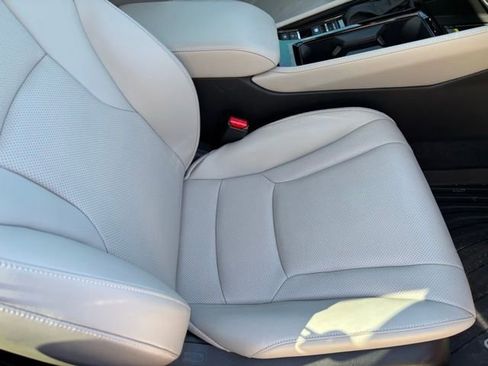 Used 2025 Honda Accord Touring image 27