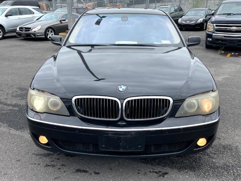 Used 2007 BMW 750i image 2