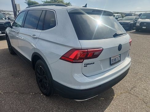Used 2019 Volkswagen Tiguan SE AWD/4WD image 11