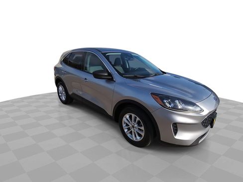 Used 2022 Ford Escape SE FWD image 2
