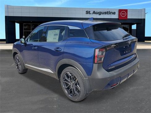 New 2025 Nissan Kicks SR image 4