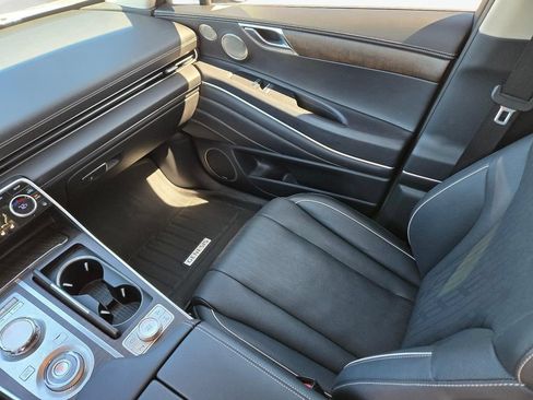 Used 2023 Genesis GV80 2.5T w/ Prestige 20" Package AWD/4WD image 21