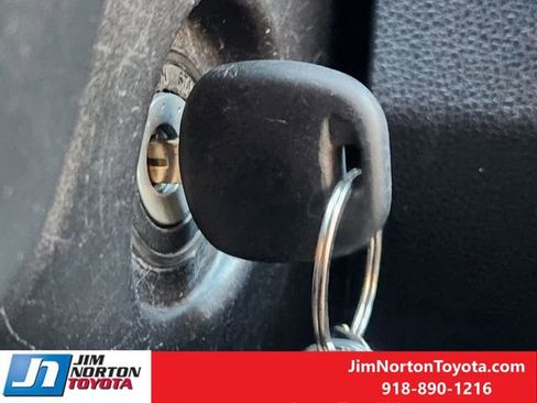 Used 2020 Toyota RAV4 LE image 22