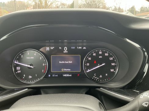 Used 2023 Buick Envision Essence image 21