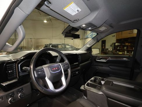 Certified 2024 GMC Sierra 1500 Elevation image 9