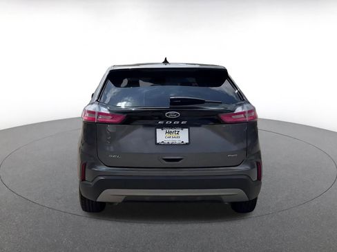 Used 2024 Ford Edge SEL image 11