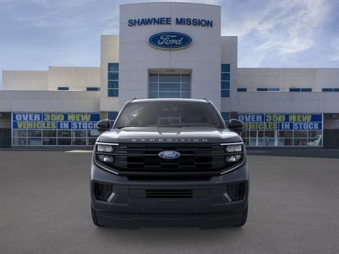 New 2025 Ford Expedition Active AWD/4WD image 6