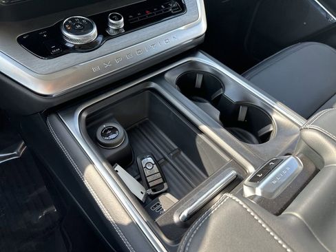 New 2026 Ford Expedition Max Platinum w/ Driver's Package image 29