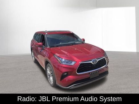 Used 2022 Toyota Highlander Platinum AWD/4WD image 4