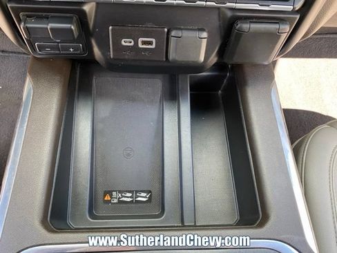 Used 2021 Chevrolet Silverado 1500 LTZ w/ LTZ Premium Package AWD/4WD image 46