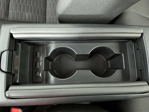 Used 2022 Toyota GR86 w/ ALL Weather Mat Package (TMS) RWD image 17