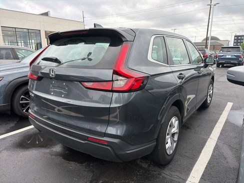 Used 2023 Honda CR-V LX image 3