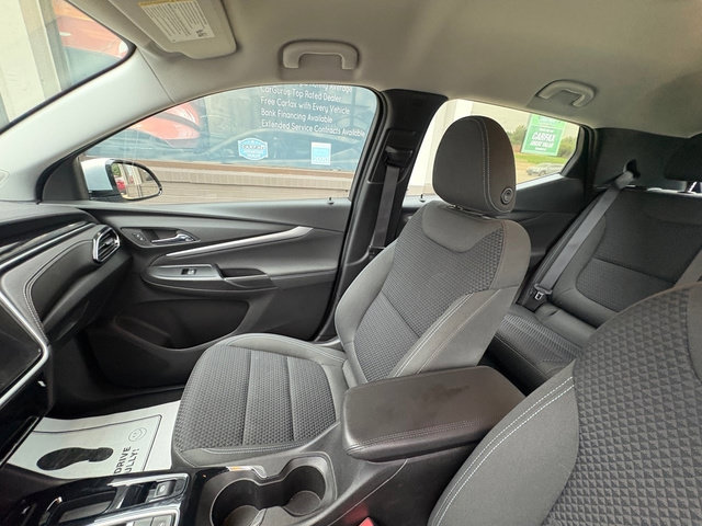 Used 2023 Chevrolet Bolt EUV LT FWD image 14