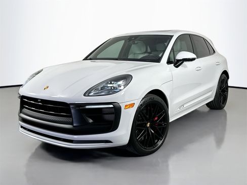 Certified 2022 Porsche Macan GTS image 1