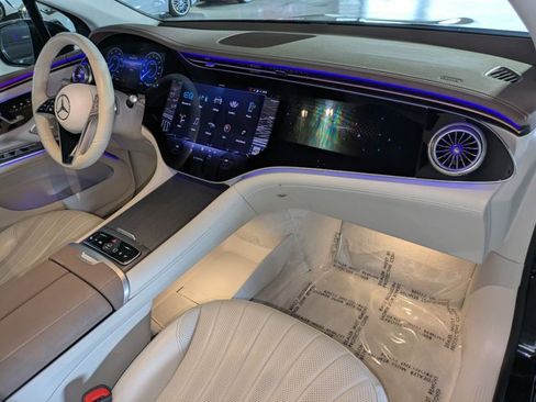 Certified 2023 Mercedes-Benz EQS 580 4MATIC SUV image 22