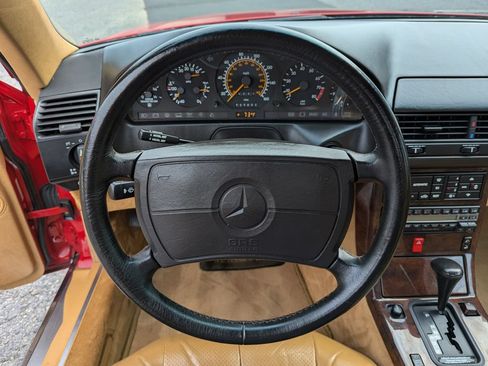 Used 1991 Mercedes-Benz 300 SL image 16