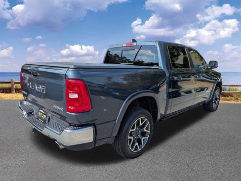 Certified 2025 RAM 1500 Laramie AWD/4WD image 8