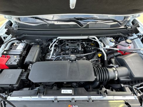 New 2026 GMC Canyon AT4 w/ Technology Plus Package image 8