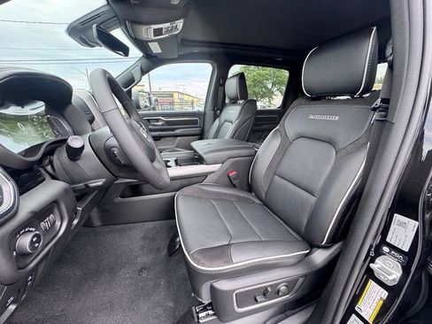 New 2026 RAM 1500 Laramie AWD/4WD image 14