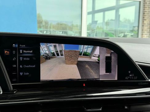 Used 2023 Cadillac Escalade ESV Sport image 61