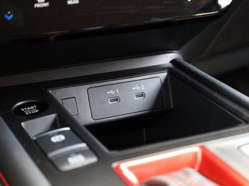 New 2025 Nissan Kicks SR image 17