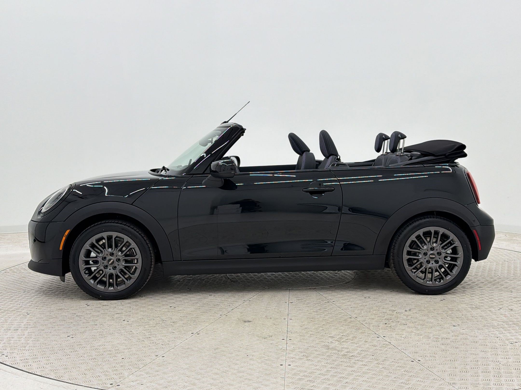 New 2026 MINI Cooper S FWD image 2