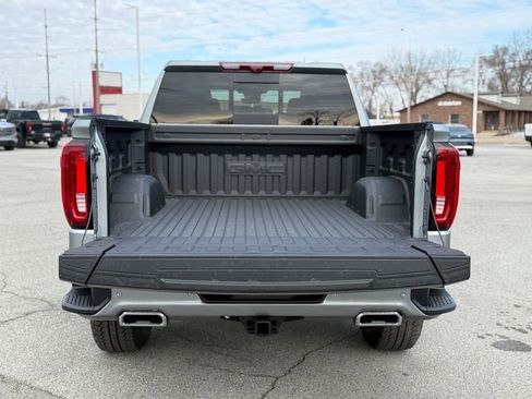 New 2026 GMC Sierra 1500 AT4 w/ AT4 Premium Package image 4