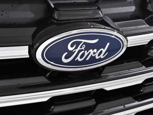 New 2026 Ford Explorer Active AWD/4WD image 22