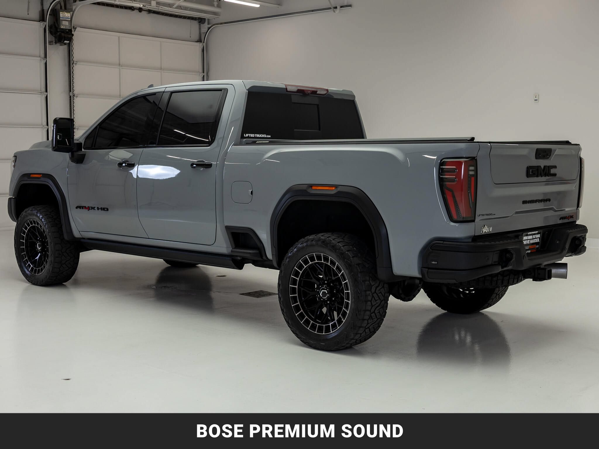 Used 2025 GMC Sierra 2500 AT4X w/ AT4X AEV Edition AWD/4WD image 6