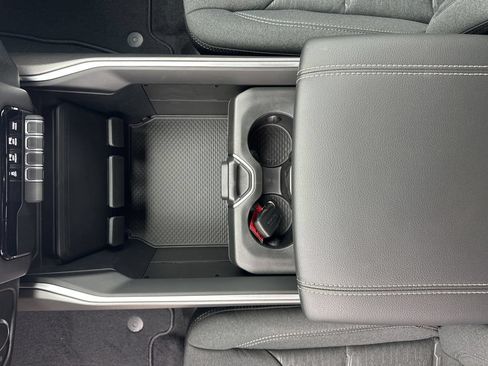New 2026 RAM 1500 Express AWD/4WD image 30