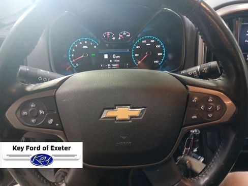 Used 2022 Chevrolet Colorado Z71 AWD/4WD image 27