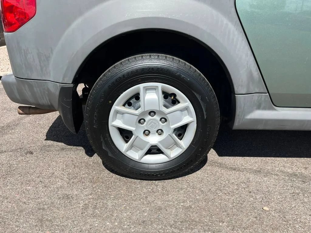 Used 2005 Honda Element LX image 20
